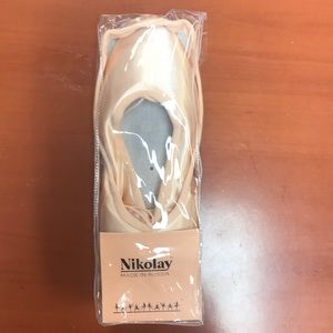 Nikolay Pointe Shoes 3007 Pro Flex